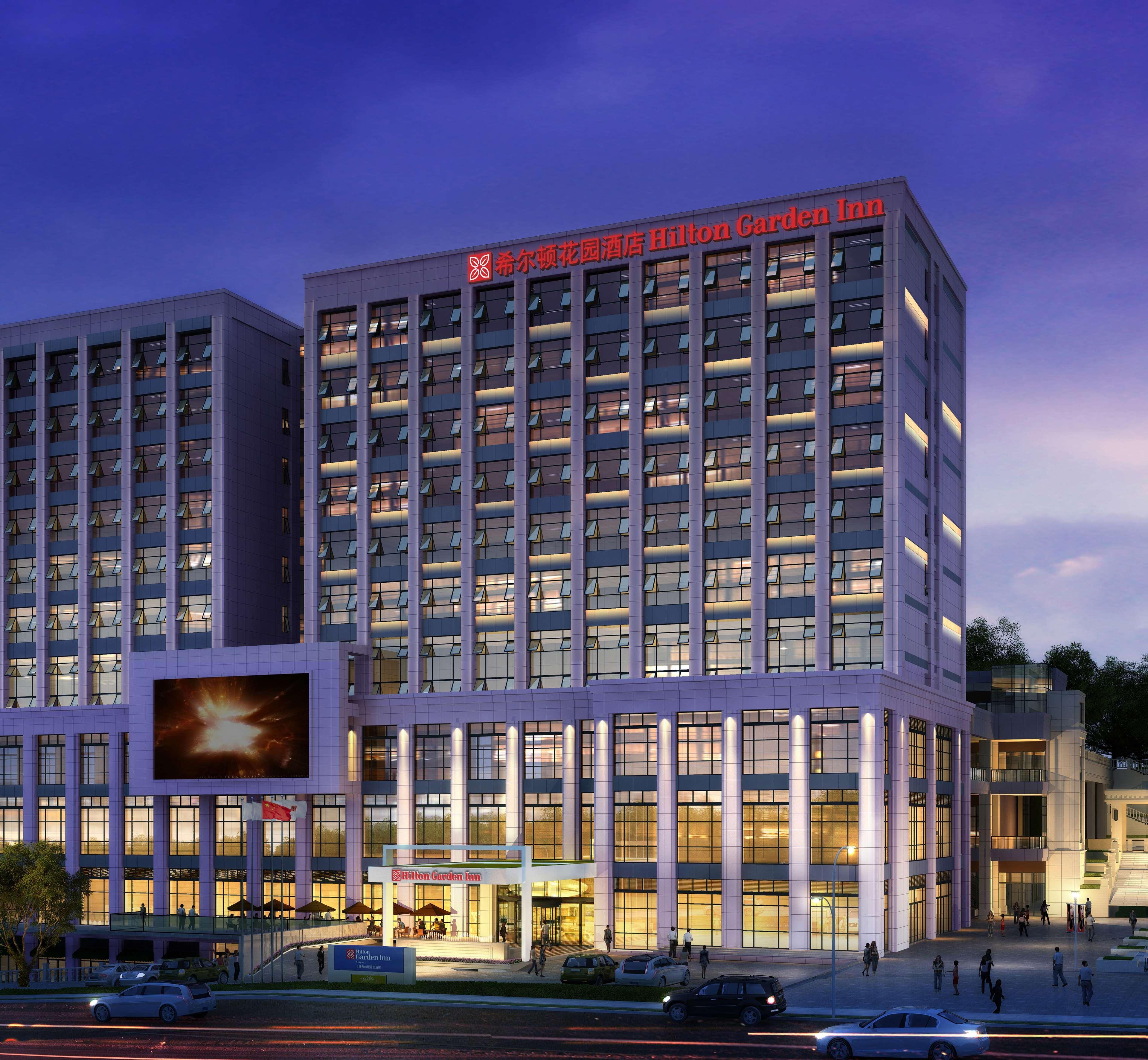 Hilton Garden Inn Shiyan Екстериор снимка