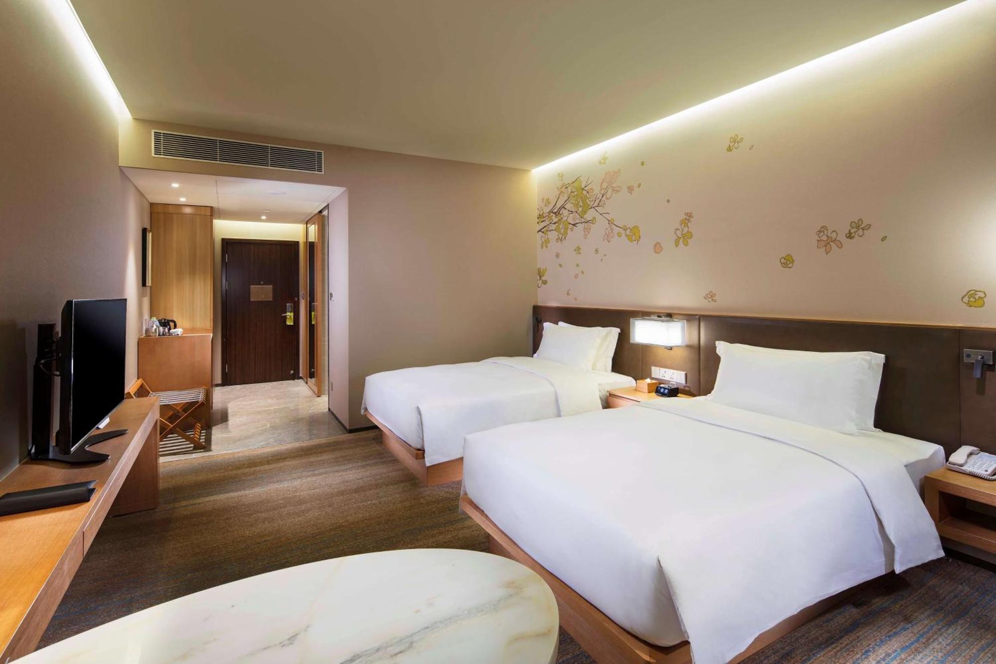 Hilton Garden Inn Shiyan Екстериор снимка