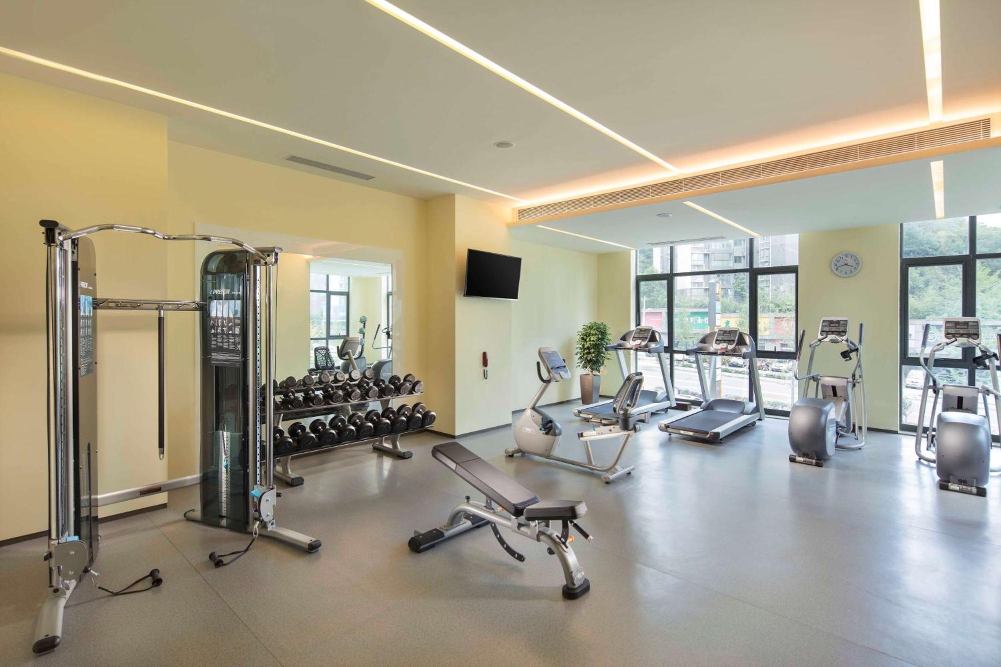 Hilton Garden Inn Shiyan Екстериор снимка